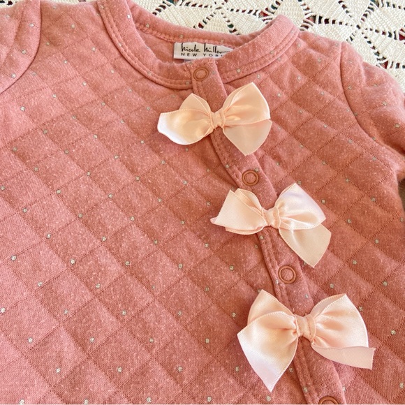 Nicole Miller 3-6 Mo Set of 2 Fancy Quilted Winter Holiday Sleepers with Bows - Picture 11 of 16